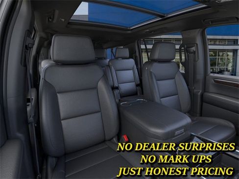 New 2026 Chevrolet Suburban Z71 w/ Comfort Package image 16