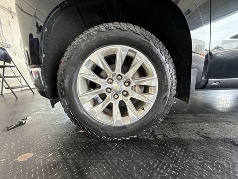 Used 2019 Chevrolet Silverado 1500 LTZ w/ LTZ Plus Package AWD/4WD image 32