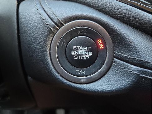 Used 2022 Dodge Durango SXT image 21