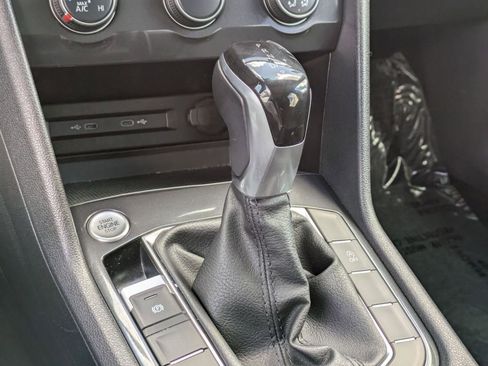 Used 2024 Volkswagen Tiguan Wolfsburg Edition image 22