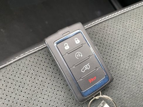 New 2026 Jeep Grand Cherokee Altitude AWD/4WD image 30