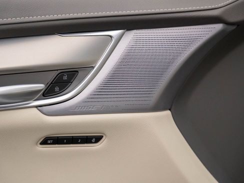 New 2026 Cadillac XT5 Premium Luxury w/ Driver Assist Package AWD/4WD image 15