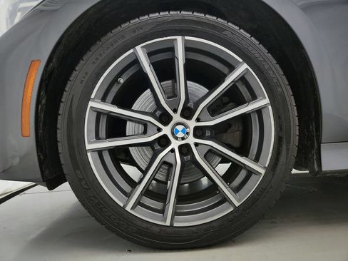 Used 2021 BMW 330i xDrive Sedan w/ Convenience Package AWD/4WD image 37