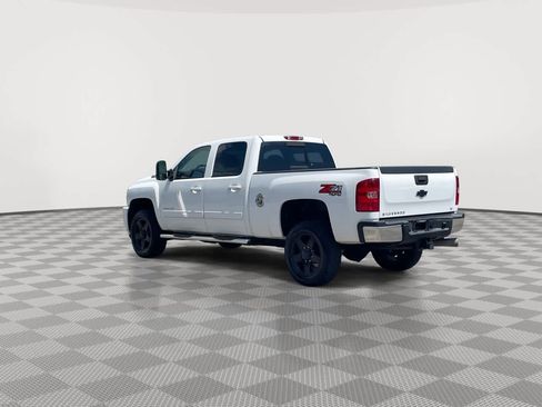 Used 2013 Chevrolet Silverado 2500 LT w/ Z71 Appearance Package AWD/4WD image 6