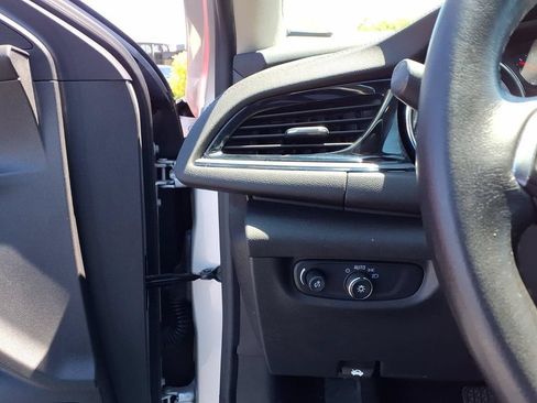 Used 2018 Buick Regal Preferred FWD image 14