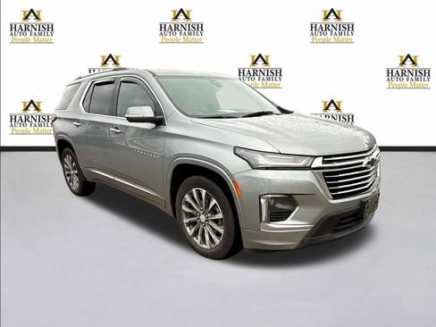 Used 2023 Chevrolet Traverse Premier image 9