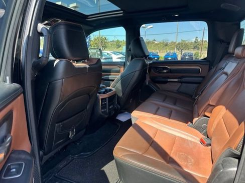 Used 2022 RAM 1500 Limited w/ Body Color Bumper Group AWD/4WD image 11
