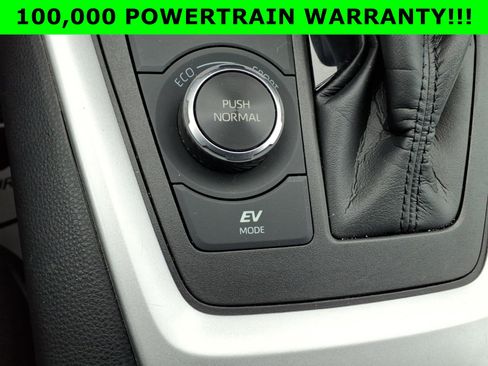 Used 2021 Toyota RAV4 XLE image 26