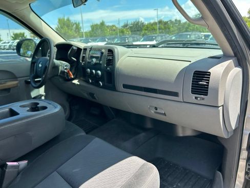 Used 2013 Chevrolet Silverado 1500 W/T RWD image 21