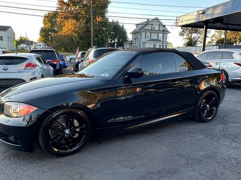 Used 2011 BMW 135i Convertible image 2