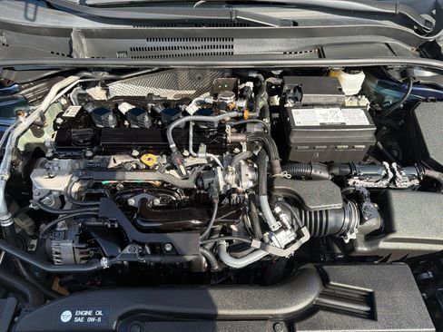Used 2024 Toyota Corolla LE FWD image 11