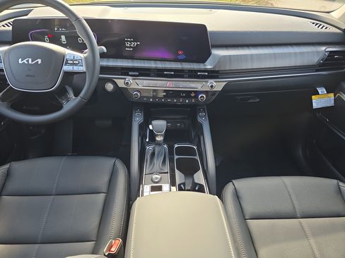 New 2025 Kia Telluride EX image 17