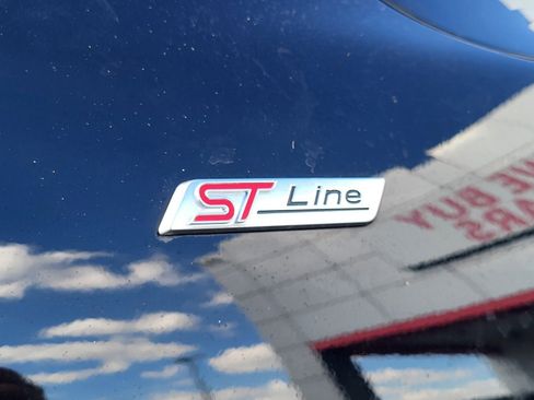 Certified 2025 Ford Escape ST-Line FWD image 12