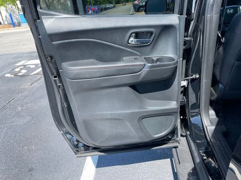Certified 2023 Honda Ridgeline Black Edition image 37