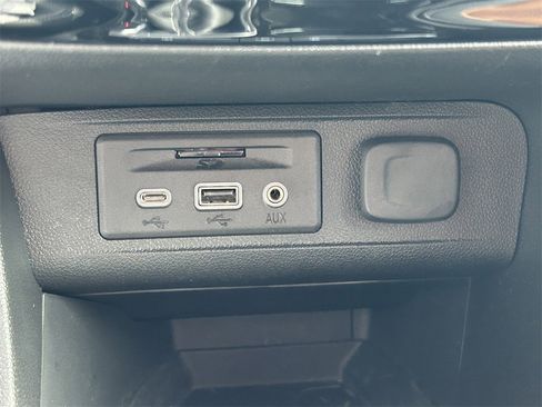 Used 2020 Buick Encore GX Essence w/ Advanced Technology Package image 30