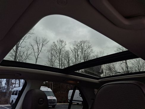 Used 2020 Mercedes-Benz GLE 350 4MATIC image 14