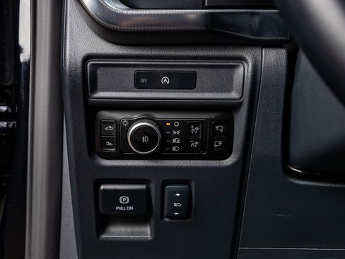 Used 2025 Ford F150 Raptor AWD/4WD image 22