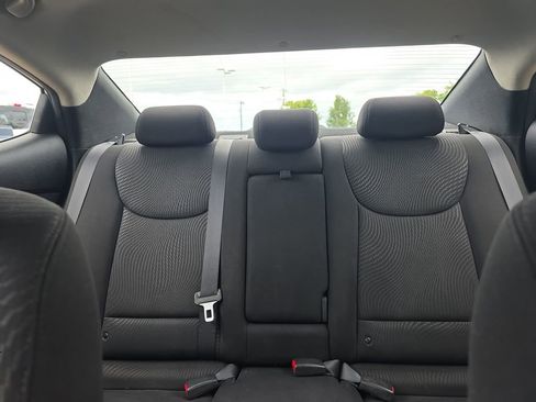 Used 2016 Hyundai Elantra Value Edition FWD image 39