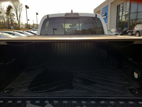 Used 2021 Toyota Tacoma image 17