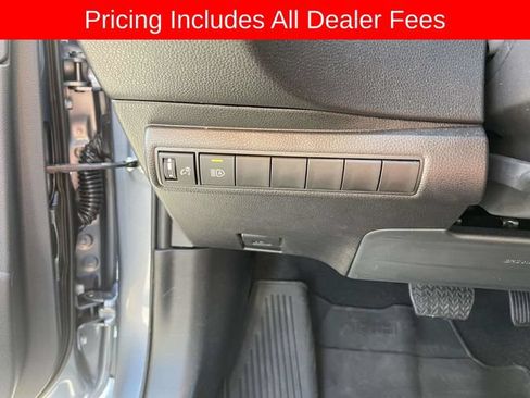 Used 2026 Toyota Corolla SE FWD image 22