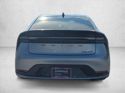 Used 2024 Toyota Prius Prime image 5