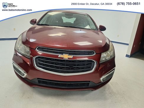 Used 2016 Chevrolet Cruze LT w/ Technology Package image 2
