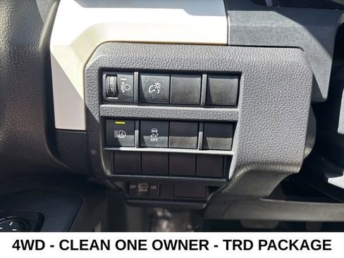 Used 2024 Toyota Tacoma TRD Off-Road AWD/4WD image 7