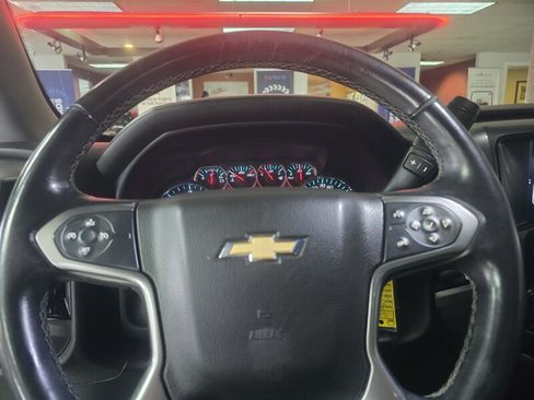 Used 2018 Chevrolet Silverado 1500 LT w/ All Star Edition image 24