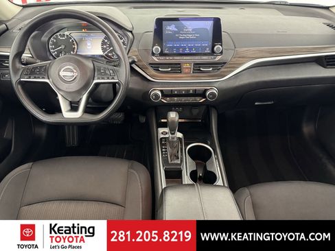 Used 2024 Nissan Altima 2.5 SV image 22