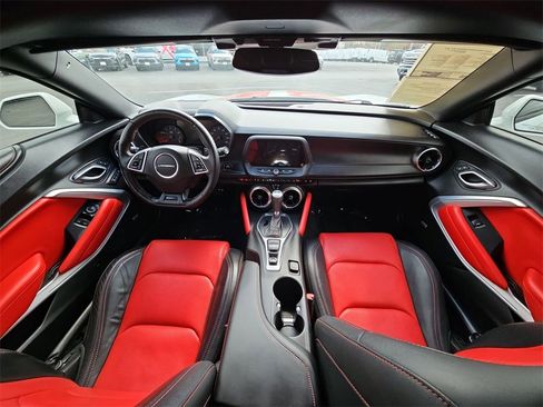 Used 2017 Chevrolet Camaro LT image 10