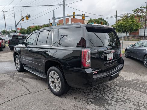 Used 2017 GMC Yukon SLT w/ Open Road Package RWD image 8