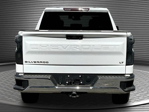 Used 2024 Chevrolet Silverado 1500 LT AWD/4WD image 5