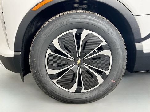 New 2026 Chevrolet Blazer EV LT image 31