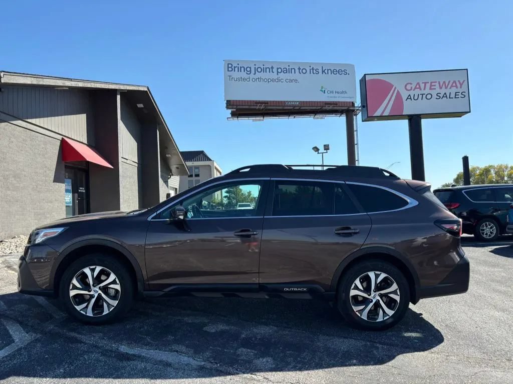 Used 2021 Subaru Outback Limited w/ Popular Package #2 AWD/4WD image 2