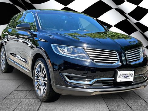 Used 2016 Lincoln MKX Reserve w/ Climate Package AWD/4WD image 11
