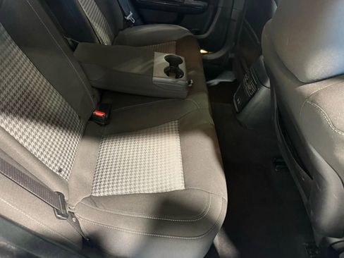 Used 2022 Dodge Charger R/T w/ Blacktop Package image 24