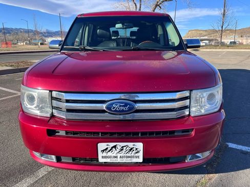 Used 2011 Ford Flex Limited w/ Rapid Spec Order Code image 2
