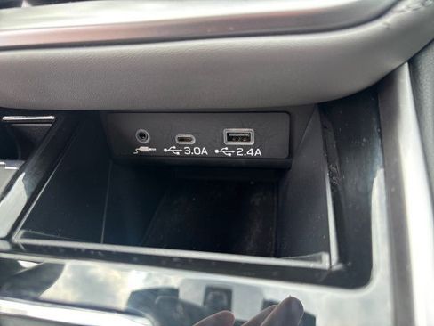 Certified 2025 Subaru Outback Premium AWD/4WD image 23