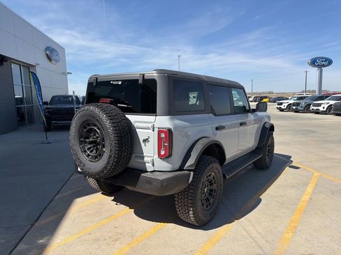 New 2026 Ford Bronco Outer Banks image 7