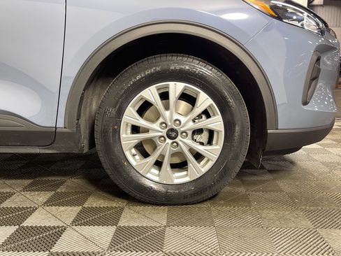 Used 2023 Ford Escape Active w/ Tech Pack #2 image 8