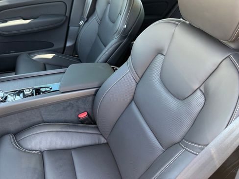 New 2026 Volvo XC60 B5 Ultra w/ Protection Package Premier image 19