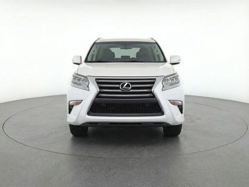 Used 2015 Lexus GX 460 w/ Premium Package image 5