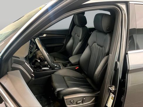 Certified 2023 Audi Q5 2.0T Premium Plus w/ Premium Plus Package AWD/4WD image 7