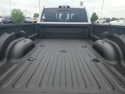 New 2026 RAM 3500 Tradesman AWD/4WD image 22