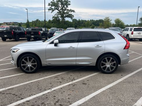 Used 2021 Volvo XC60 T5 Inscription AWD/4WD image 2