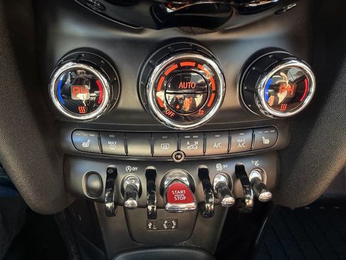 Used 2016 MINI Cooper S image 31