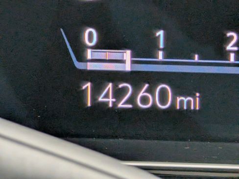 Used 2024 Cadillac Escalade ESV Sport w/ LPO, ONYX Package image 28