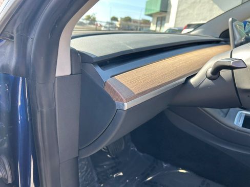 Used 2023 Tesla Model 3 Standard Range RWD image 13