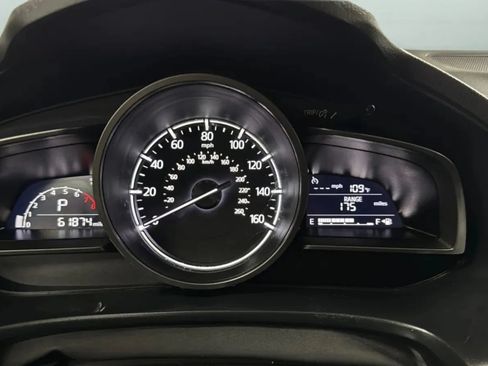 Used 2017 MAZDA MAZDA3 Touring FWD image 11