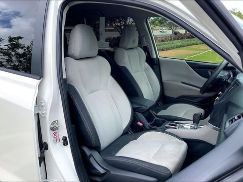 Used 2020 Subaru Forester AWD/4WD image 7